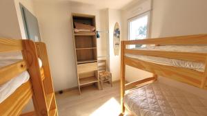 Maisons de vacances VILLA CASA KOKO 10 PERS piscine chauffee, petanque, ping pong VIEUX-BOUCAU : photos des chambres