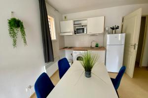Maisons de vacances J59 Les Naiades- 2 bedrooms for 5 people ! : Appartement