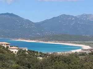 Villa T4 à Campomoro corse du sud, 800m plage - 坎波莫罗