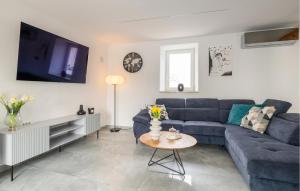 Lovely Home In Vidulini With Kitchen