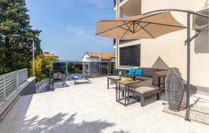 3 Bedroom Beautiful Apartment In Crikvenica