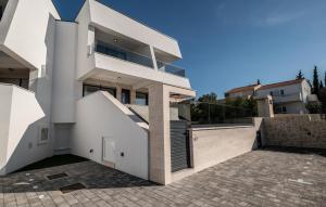 Amazing Home In Novalja With Sauna