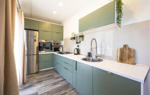 Gorgeous Apartment In Bajnice With Wifi