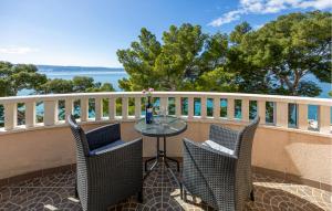 Gorgeous Apartment In Bajnice With Wifi
