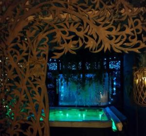 LOVE ROOM VAR SIANDAKI