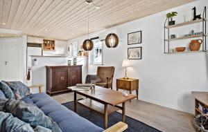 Awesome Home In Hadsund With Wifi