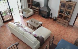 Nice Home In Hornachuelos With Wifi