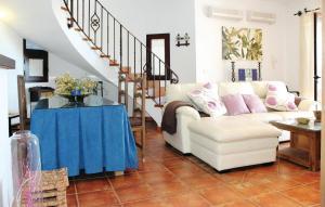 Nice Home In Hornachuelos With Wifi