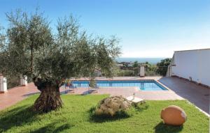 Nice Home In Hornachuelos With Wifi