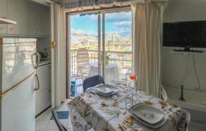 Beautiful Apartment In Benalmádena