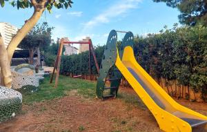 2 Bedroom Nice Apartment In Benicàssim