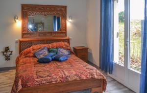 Maisons de vacances Cozy Home In Saint-pardoux-la-rivi With Wifi : photos des chambres