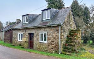 Stunning Home In Lignol With Kitchen