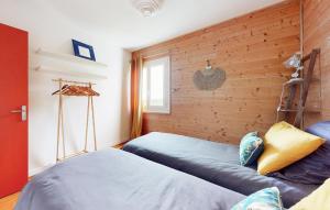 Appartements Stunning Apartment In Locmariaquer With Kitchen : photos des chambres