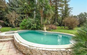 Nice Home In Entraigues-Sur-La-Sorg