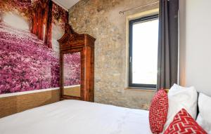 Maisons de vacances Cozy Home In Pennautier With Wifi : photos des chambres