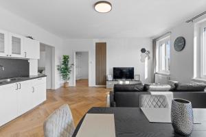 FeelHome-Balkon-Zentrum-6 Gäste-WiFi-Smart TV