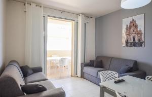 Stunning Apartment In Marina Di Ragusa