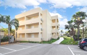 Cozy Apartment In Marina Di Ragusa