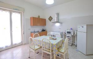 Pet Friendly Apartment In Pozzallo With House A Panoramic View