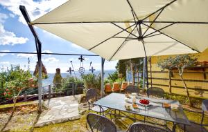 Cozy Home In Metato With Kitchen