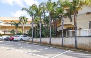 Cozy Apartment In Marina Di Ragusa