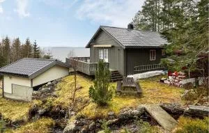 4 Bedroom Beautiful Home In Sekken - Tokle