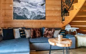 Gorgeous Home In Poronin