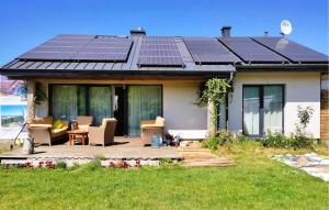 Amazing Home In Jagatowo With Kitchen