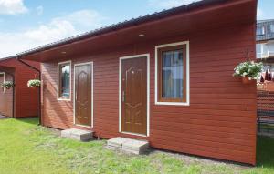 Beautiful Home In Miedzyzdroje With Kitchen