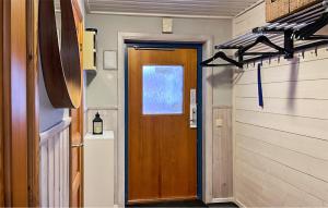 Gorgeous Apartment In Sysslebäck