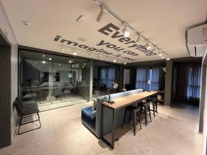 Lindo Studio com piscina