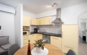 One-Bedroom Holiday Home In Fazana