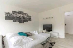 * Cosy & Spacieux(75 M2) RER D à 5 min à pied