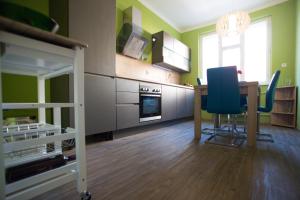 Cozy apartment in heart of Maribor big terrace