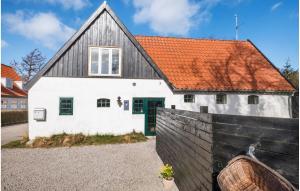 Cozy Apartment In Samsø With Wifi