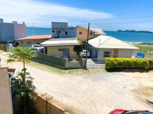 Casinha Quadra Mar a 10 min do Beto Carrero!