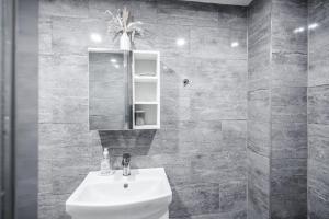 Beautiful Apartment una - free public parking