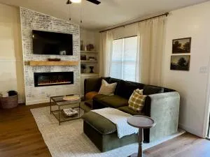 Southern Travel - Charming 3 Bedroom - فلدوستا