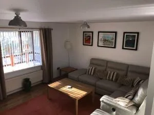 Bayview House - Aberdulais