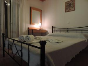 Pelagos Rooms on Gyrismata beach