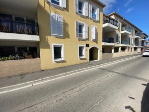 Cogolin Centre 1 bed Appartment