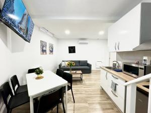 Apartamentos Madrid Connection - Universidad by Oshun Apartments