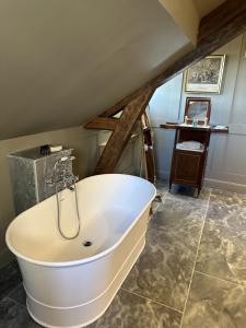 Manoir des Basses Rivières