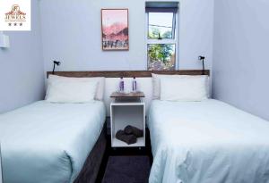 JFT self catering units