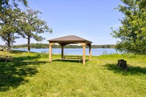 Escape to the Tranquil Beauty at Spitzer Lake