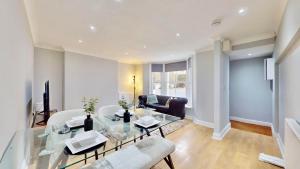 Tube & Notting Hill Nearby - Garden Flat Haven
