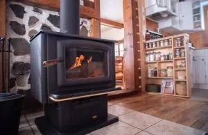Chalet “Lendemain de ville” avec accès au lac - Sainte-Adèle