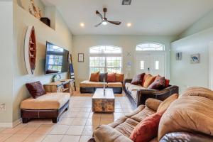 Pet-Friendly Fort Pierce Home with Pool and Kayaks!