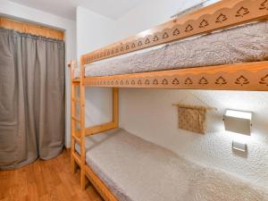 Appartement rénové 2 pièces, proche piste ski, parking inclus - FR-1-514-48